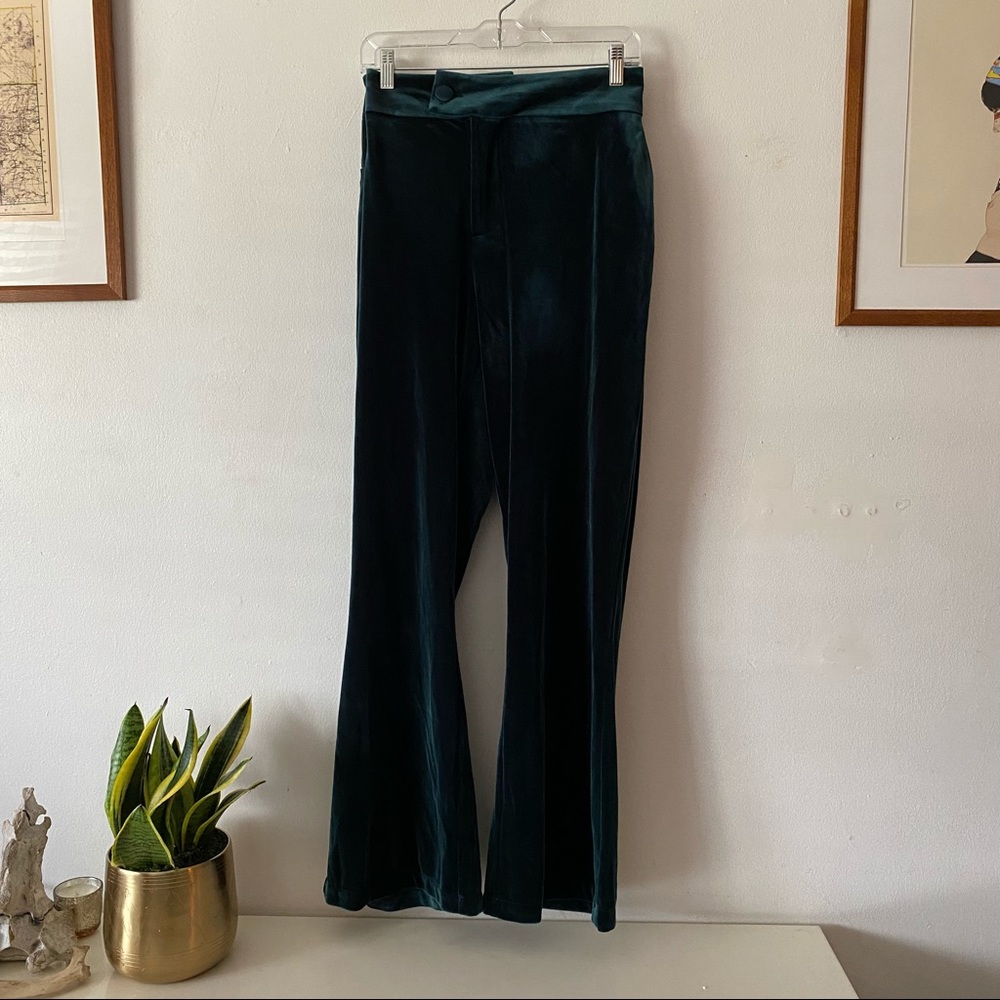 Universal Standard Farrah Pants in Green